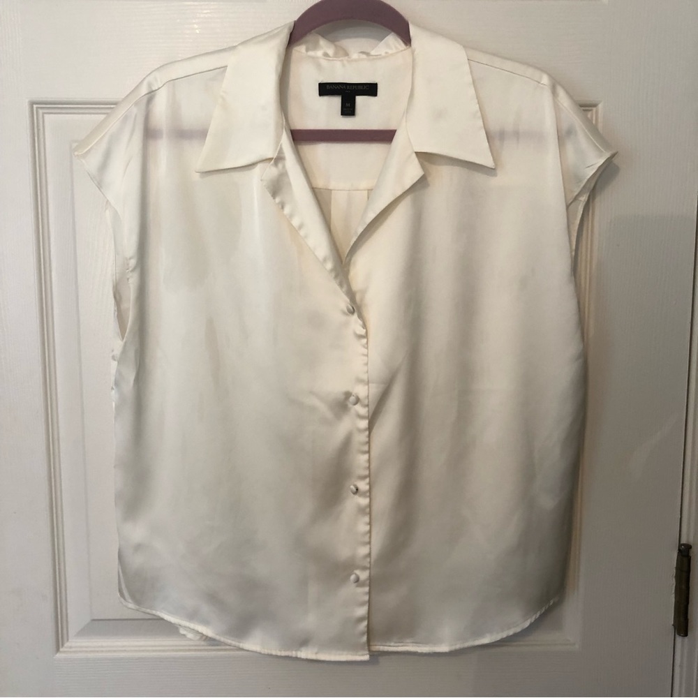 BR Silky Cream Button Top